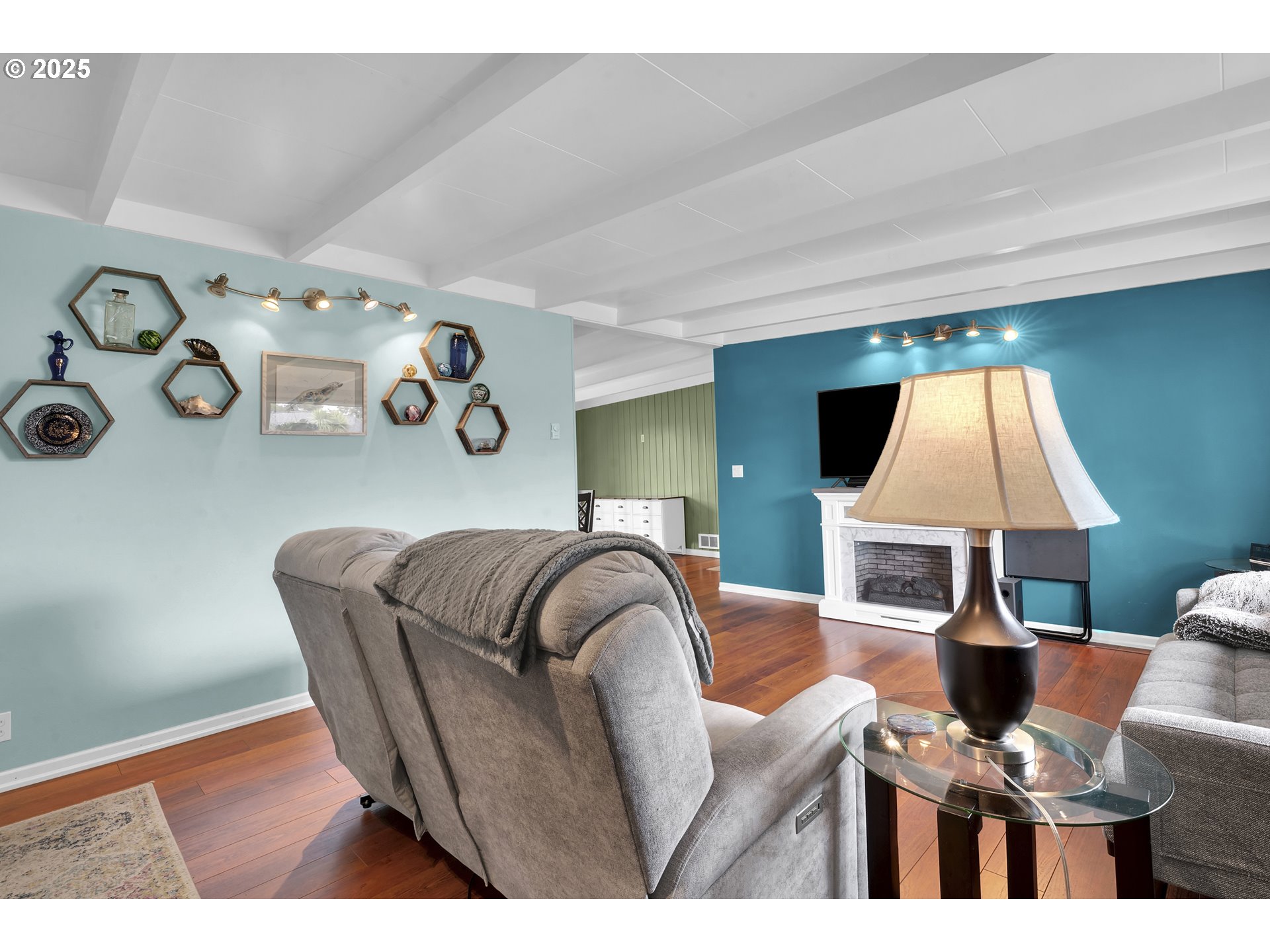 Florence, Oregon 97439, United States, 3 Bedrooms Bedrooms, ,2 BathroomsBathrooms,Residential,Active,223313