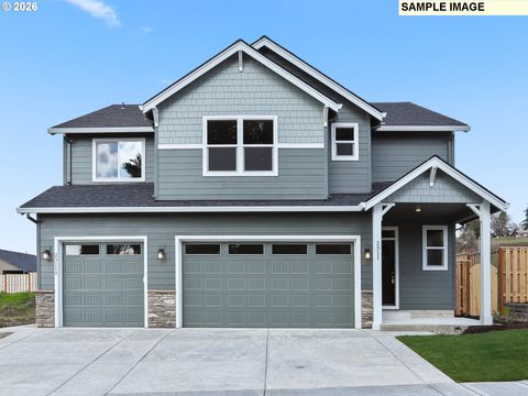 504 NE TRILLIUM DR Estacada OR 97023