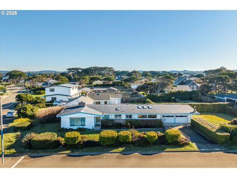 615 JACKSON AVE SW Bandon OR 97411