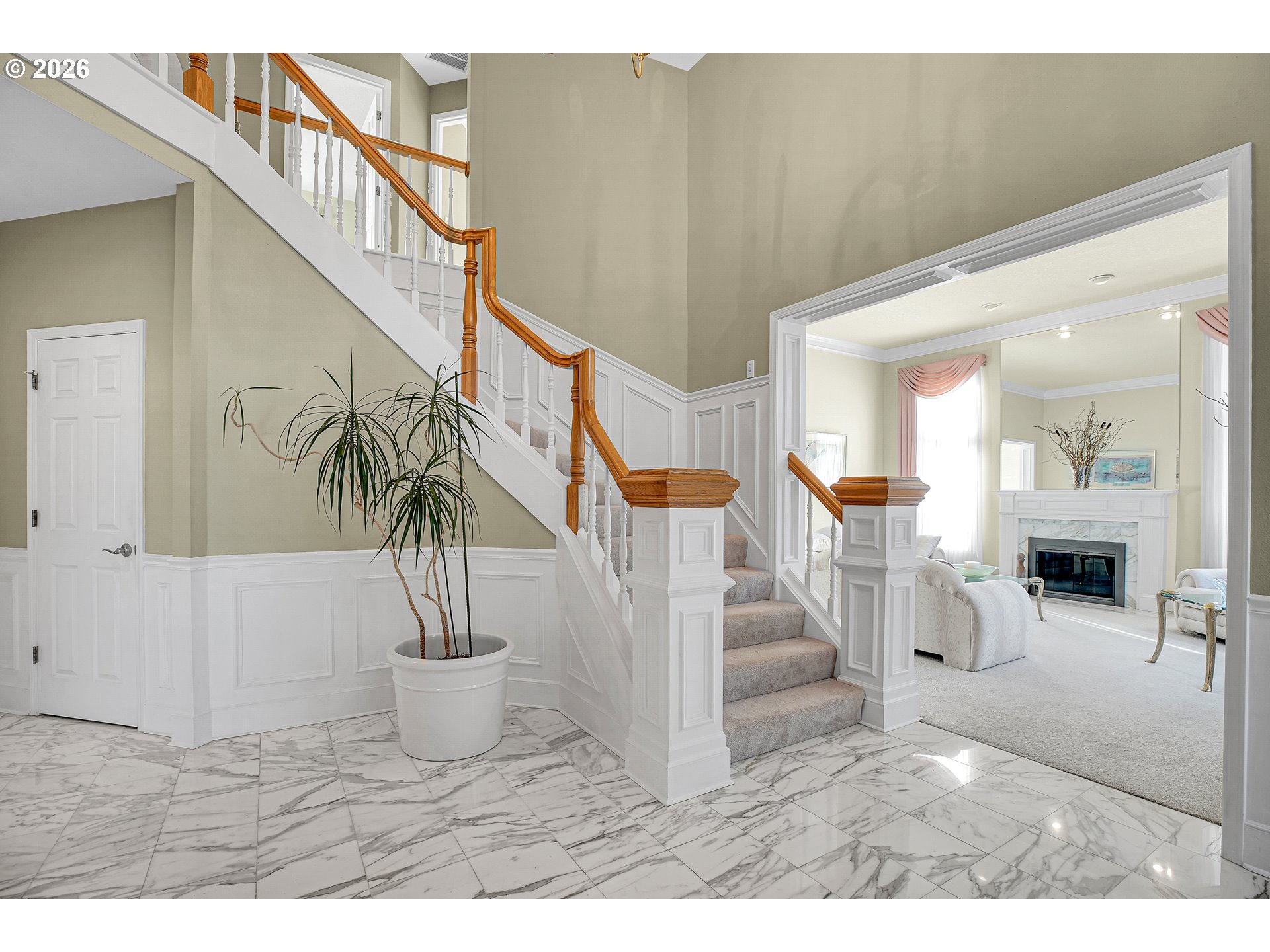 822 NW TURNBERRY TER