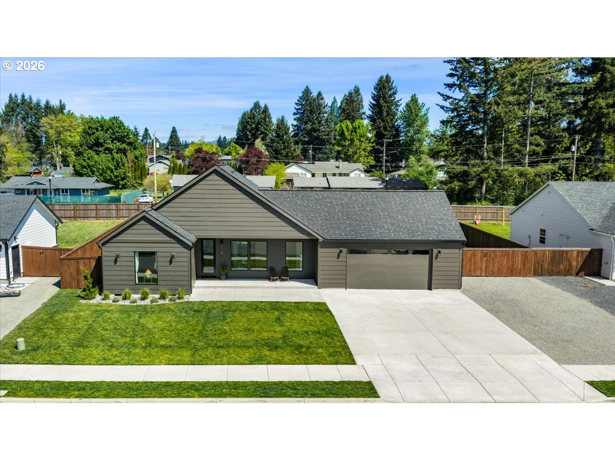 106 W MCDOWELL CT