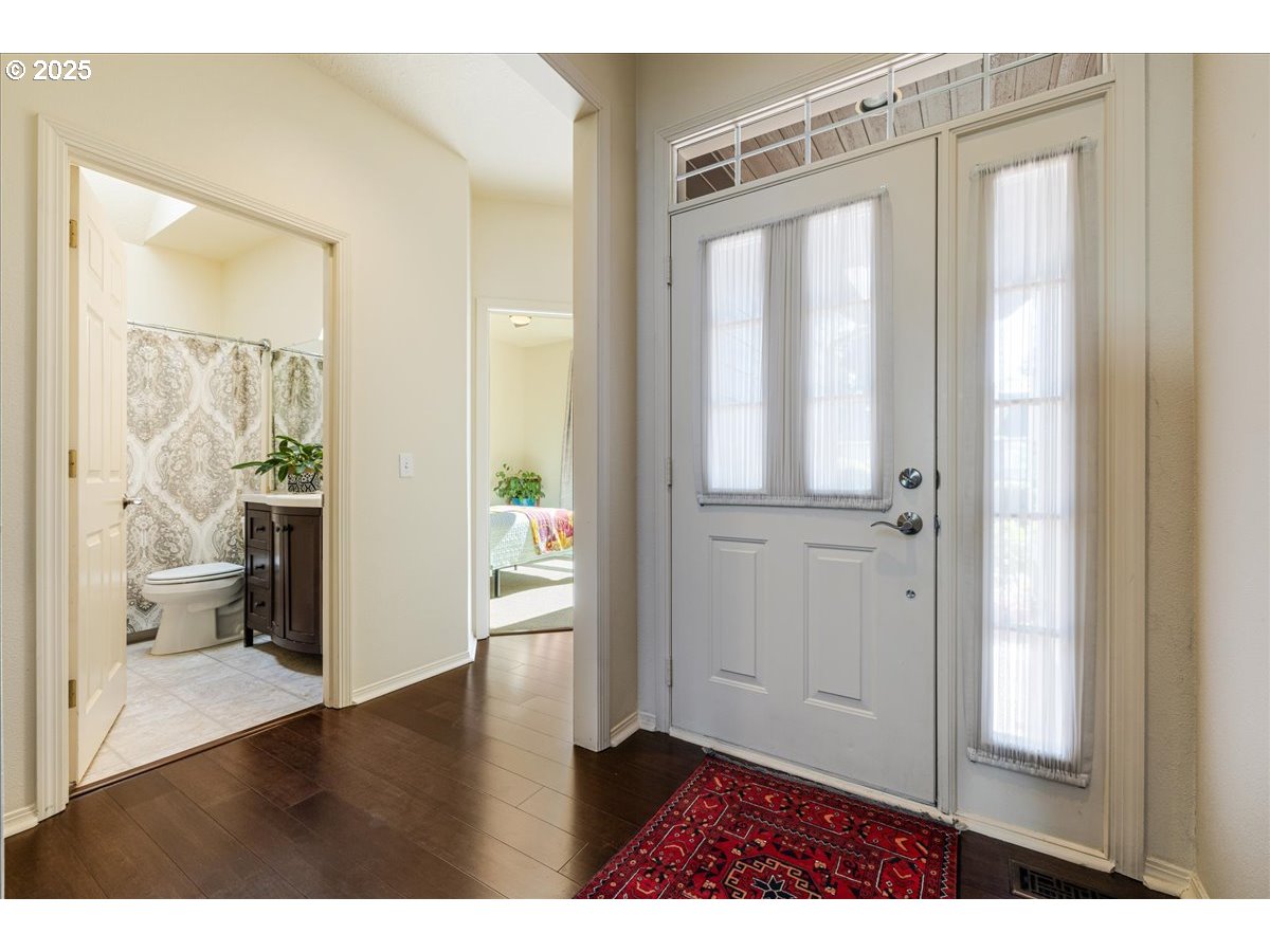 5725 WINDFIELD LOOP