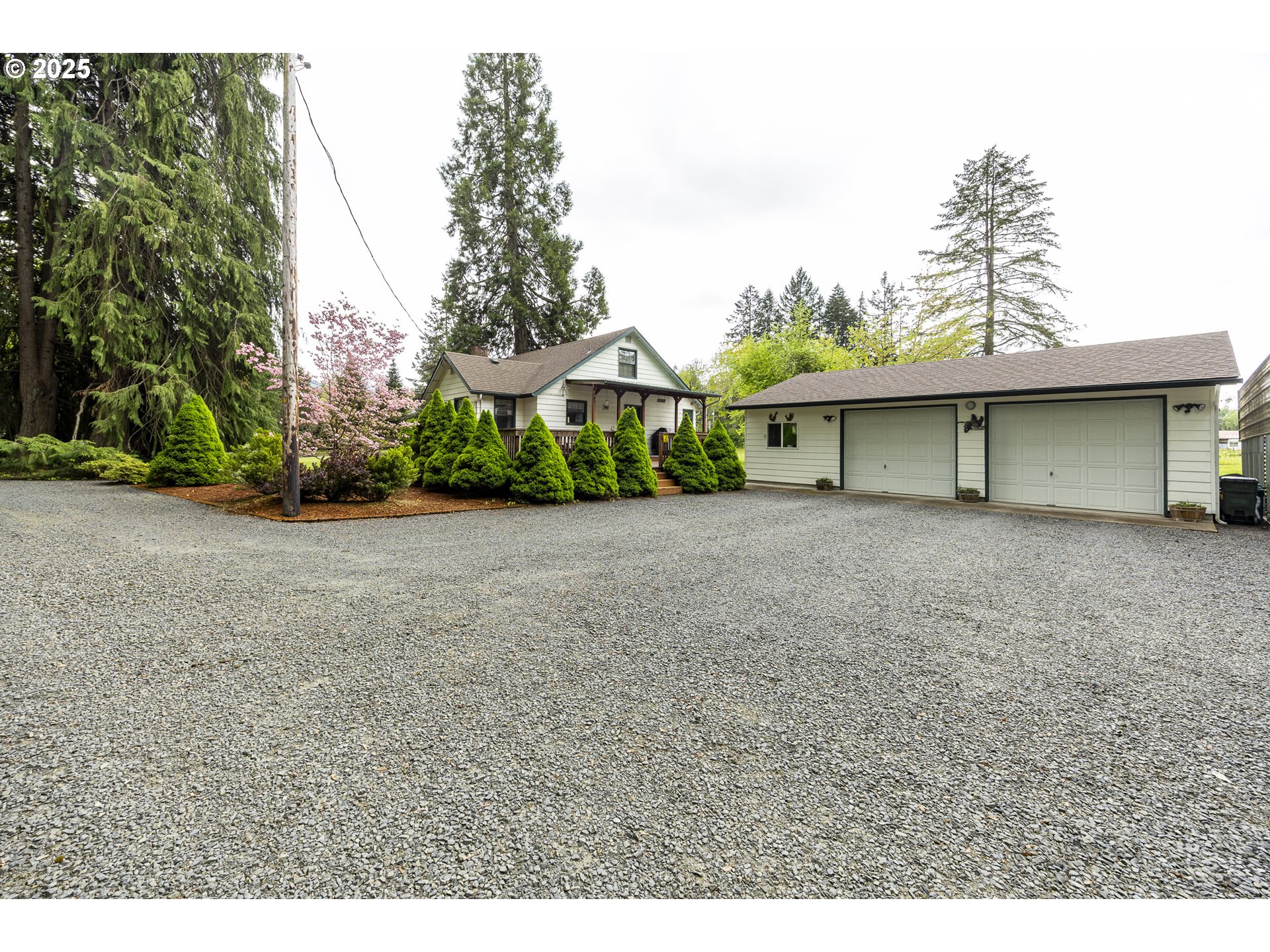 40505 MCKENZIE HWY