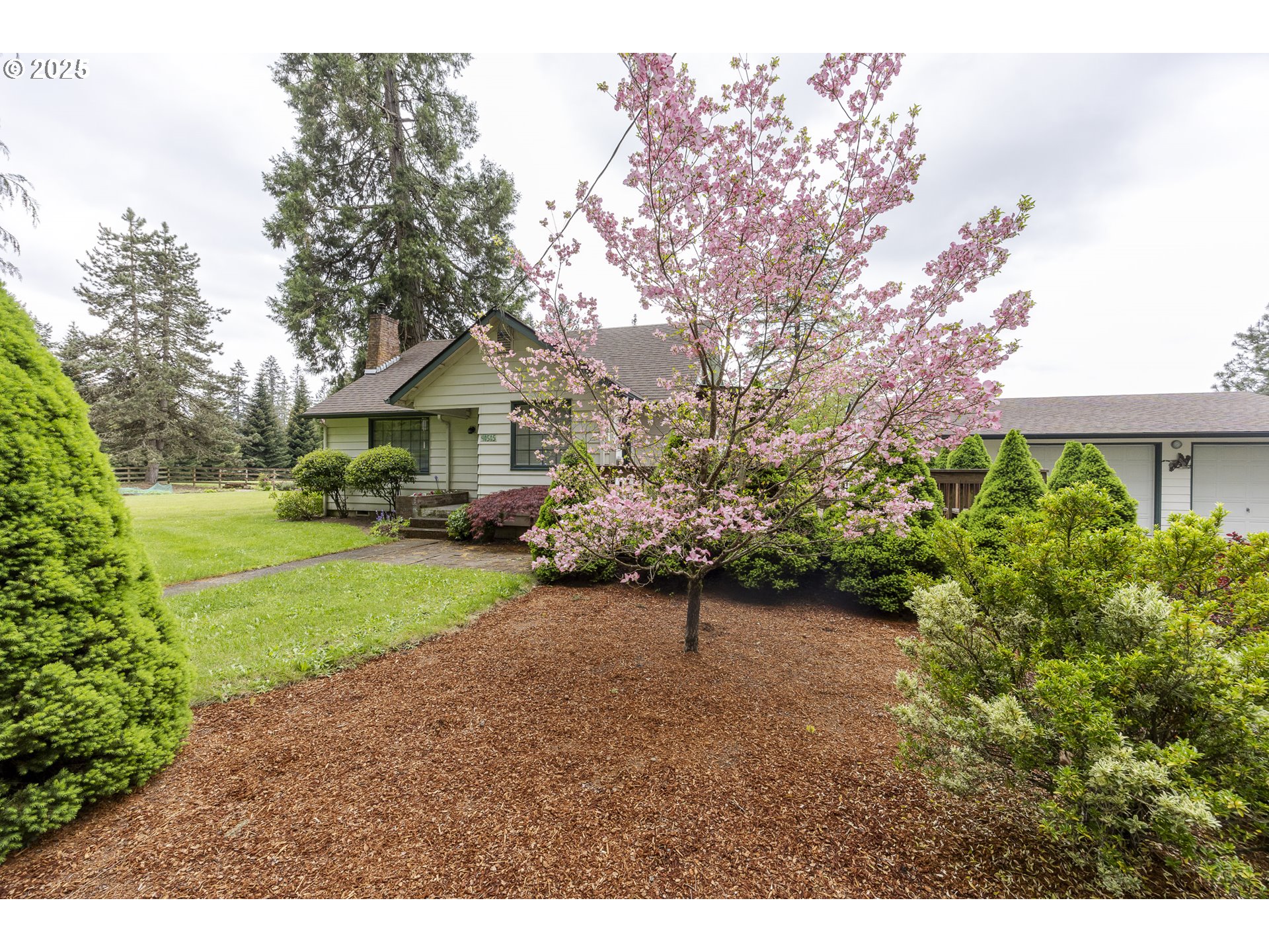 40505 MCKENZIE HWY