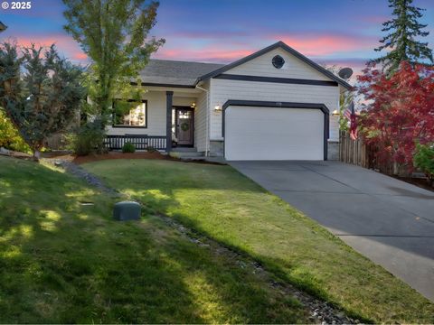 1230 NE ROCKWELL DR Estacada OR 97023