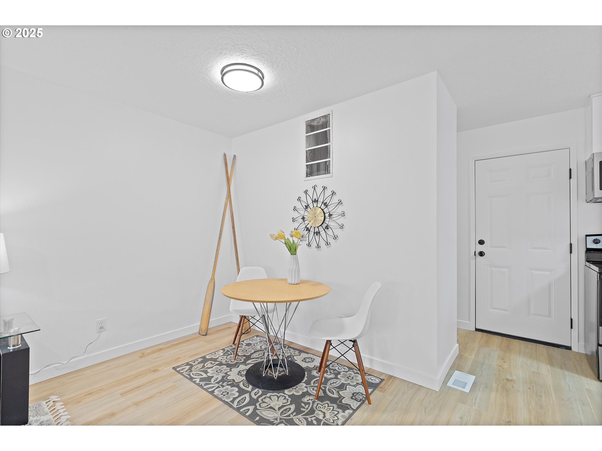 9523 N ALLEGHENY AVE