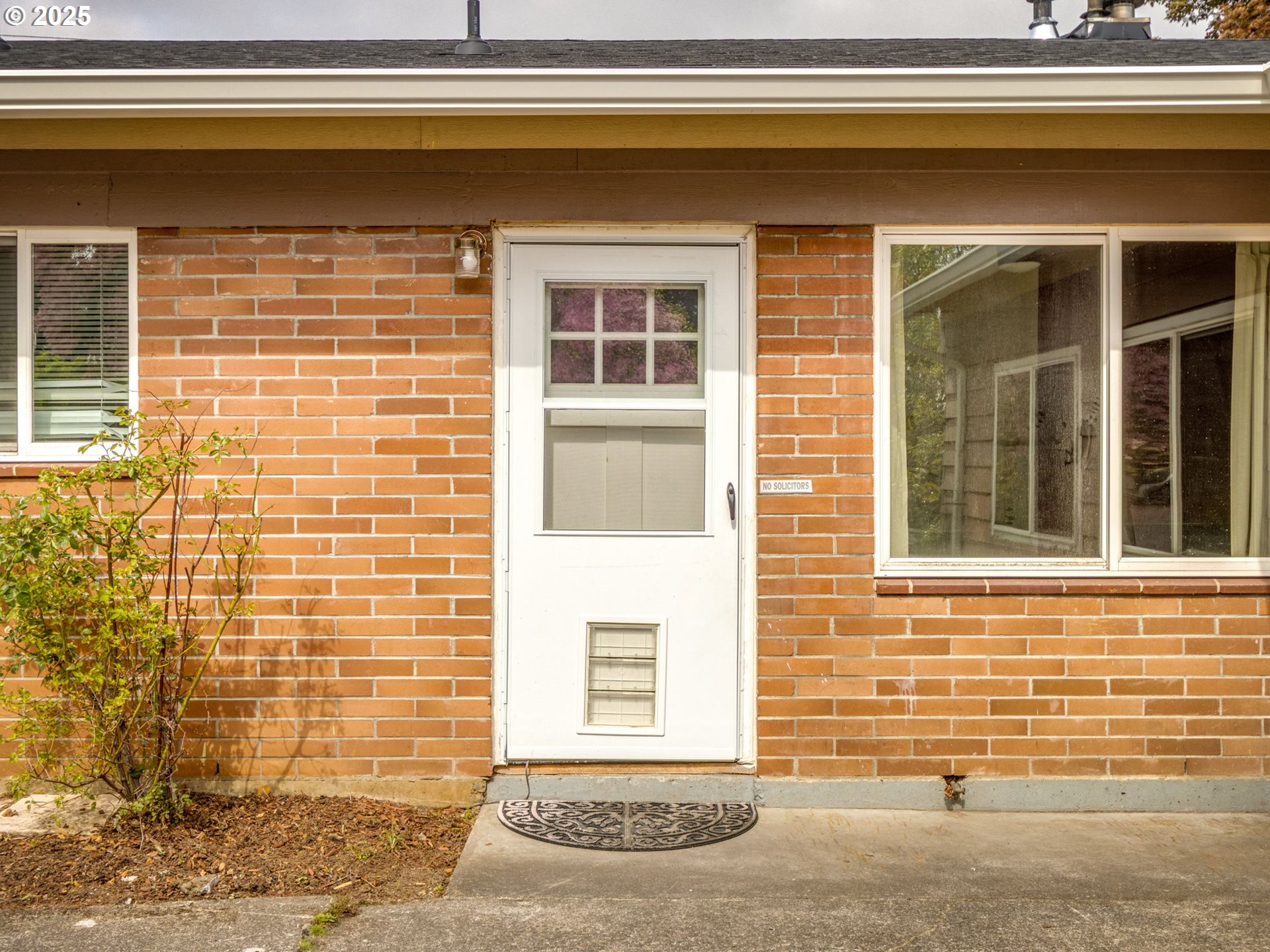 2437 NE 134TH PL