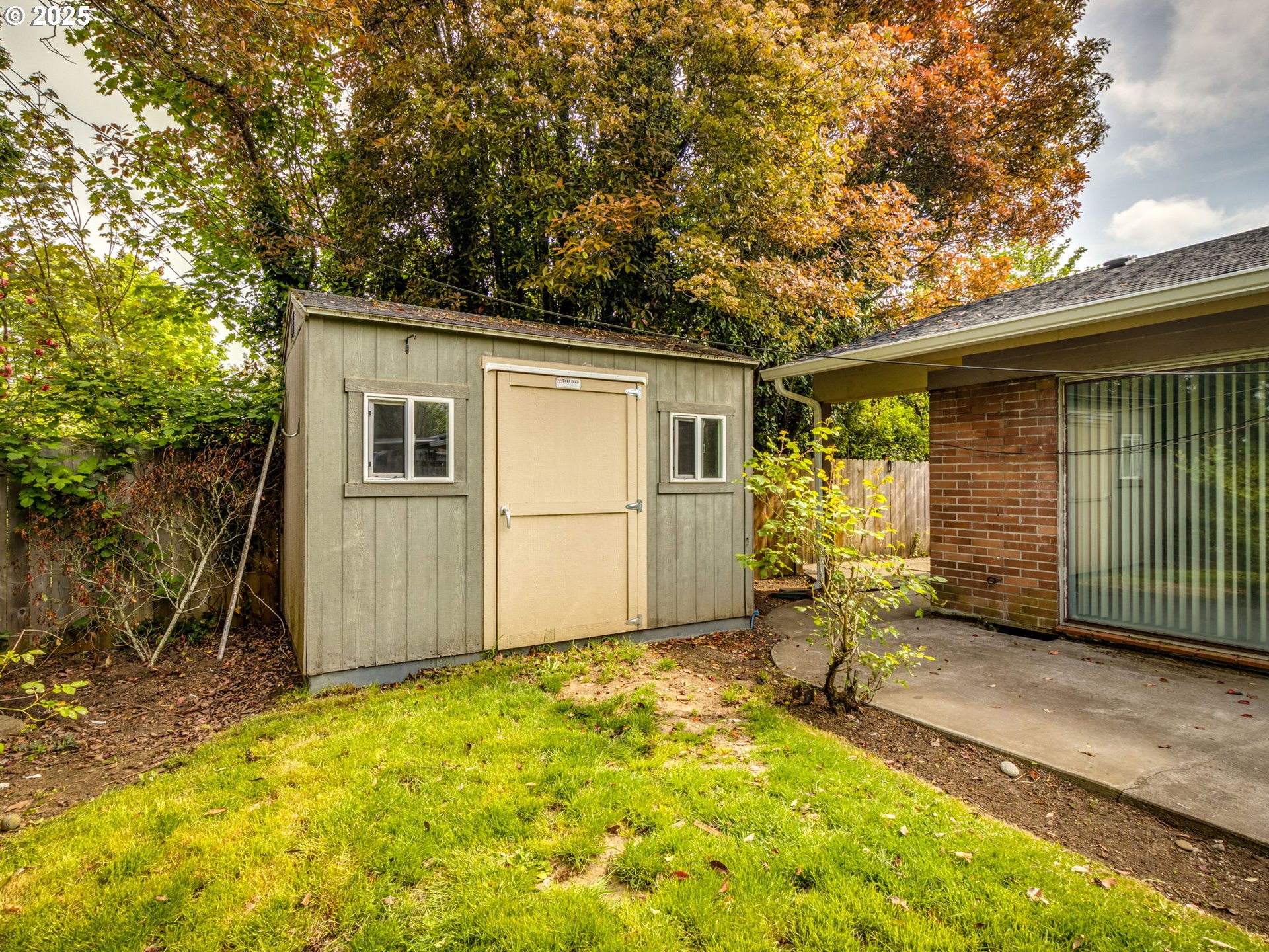 2437 NE 134TH PL
