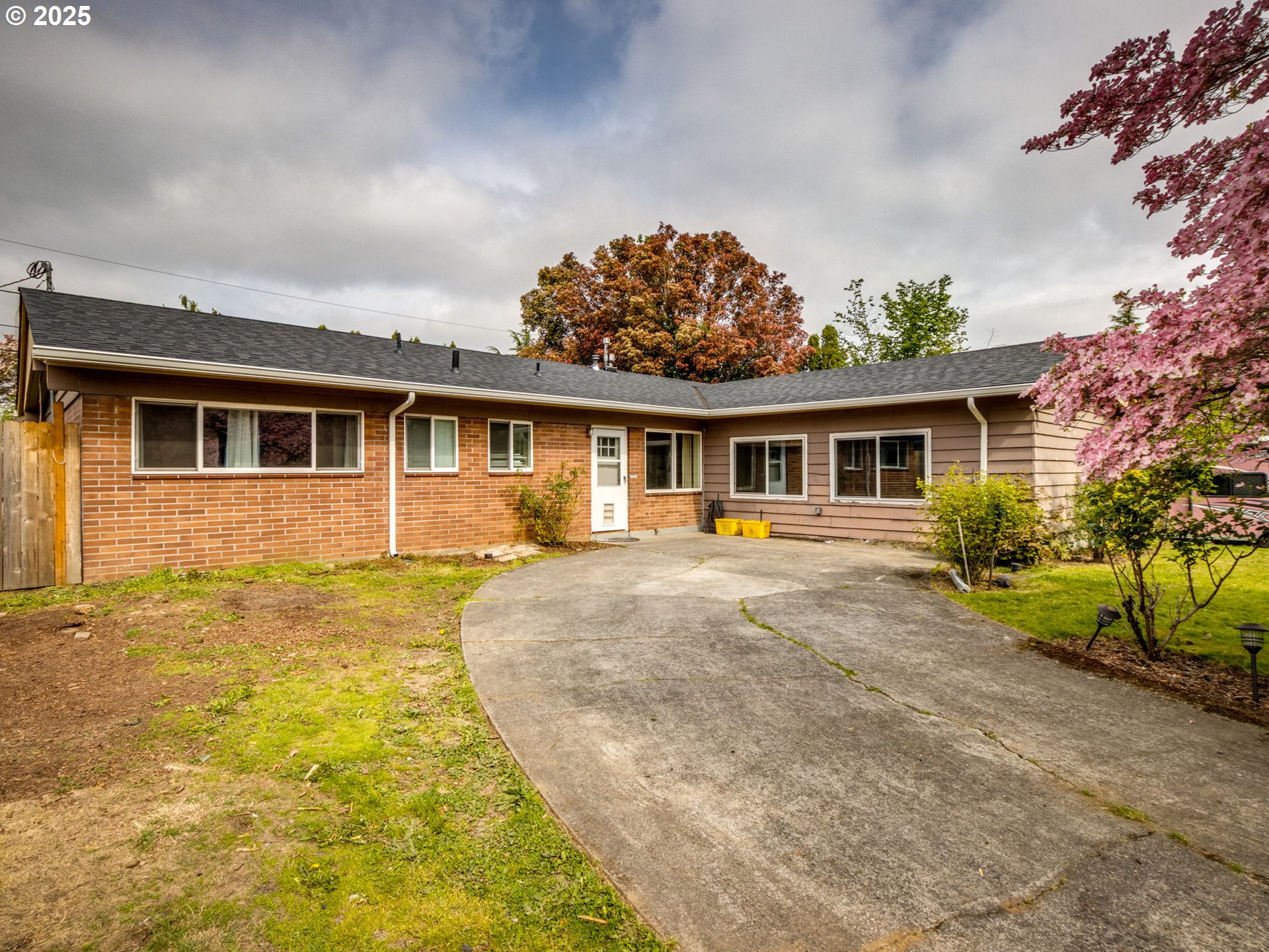 2437 NE 134TH PL