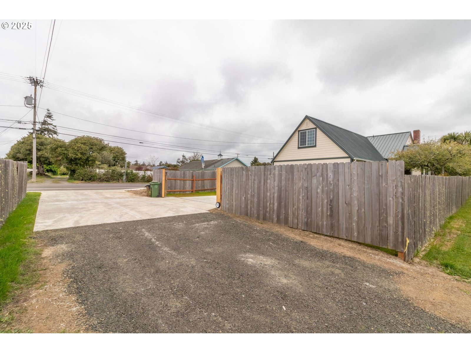 Florence, Oregon 97439, United States, 4 Bedrooms Bedrooms, ,3 BathroomsBathrooms,Residential,Active,116332