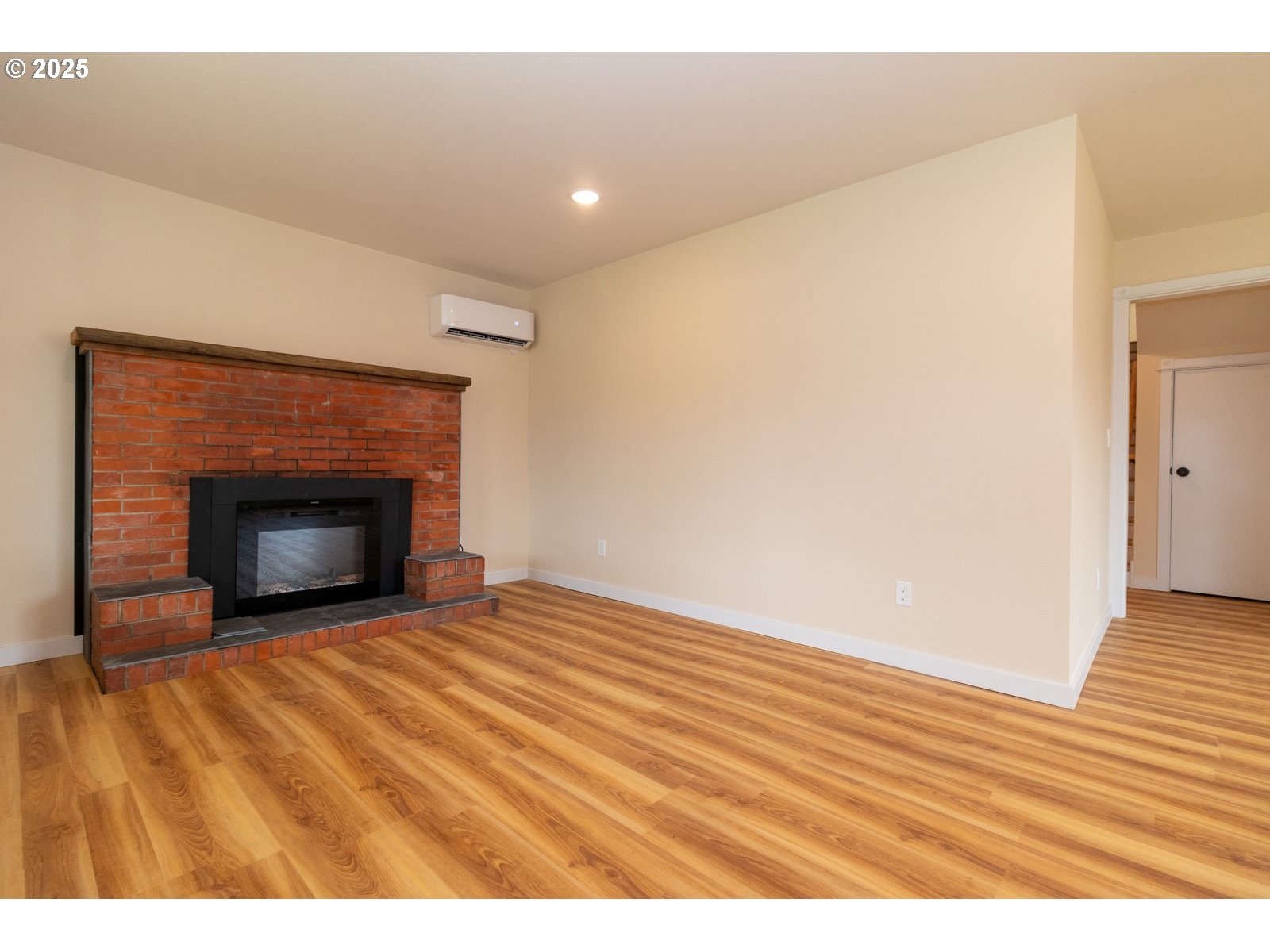 Florence, Oregon 97439, United States, 4 Bedrooms Bedrooms, ,3 BathroomsBathrooms,Residential,Active,116332