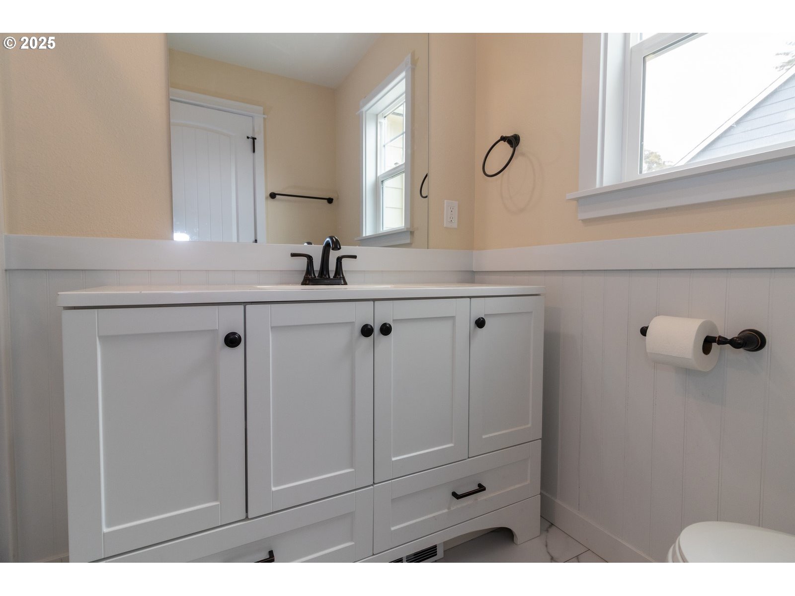 Florence, Oregon 97439, United States, 4 Bedrooms Bedrooms, ,3 BathroomsBathrooms,Residential,Active,116332