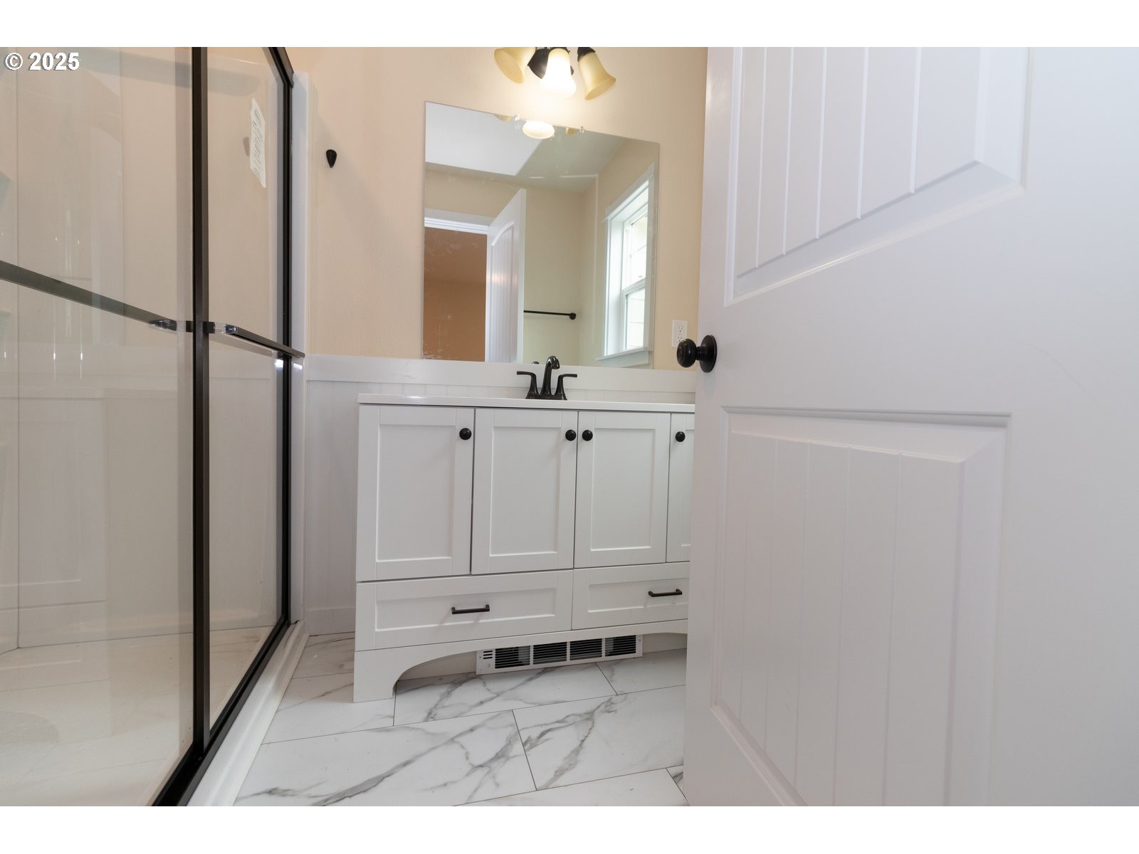 Florence, Oregon 97439, United States, 4 Bedrooms Bedrooms, ,3 BathroomsBathrooms,Residential,Active,116332