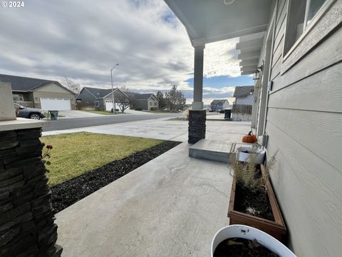 A home in Hermiston