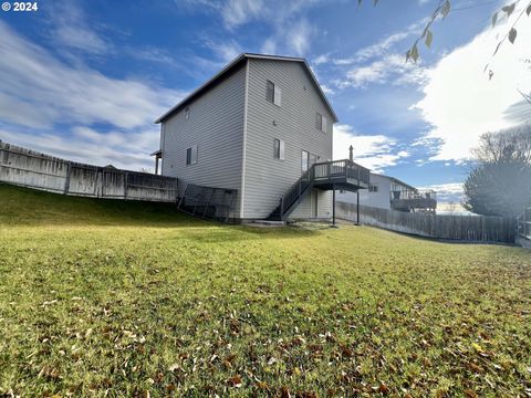 A home in Hermiston