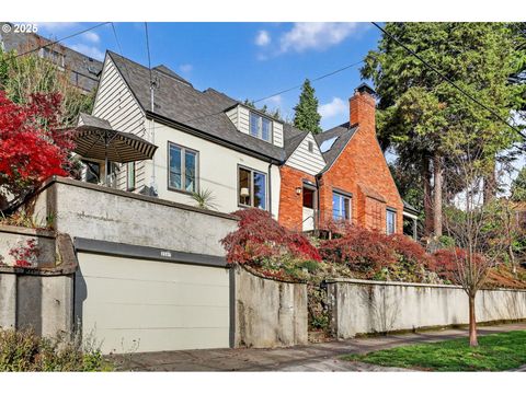 2207 NE RIDGEWOOD DR Portland OR 97212