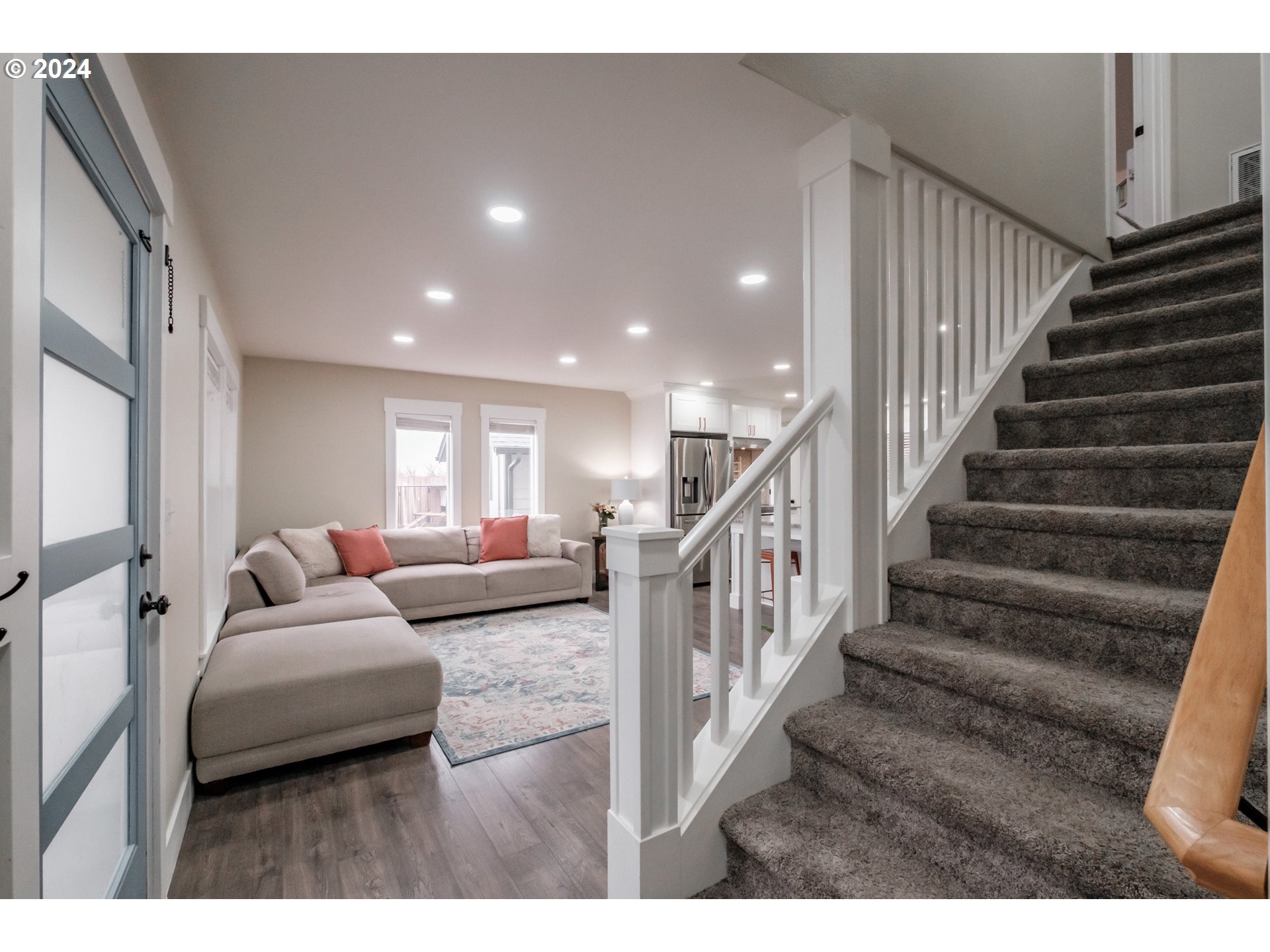 Gervais, Oregon 97026, United States, 4 Bedrooms Bedrooms, ,3 BathroomsBathrooms,Residential,Pending,24581