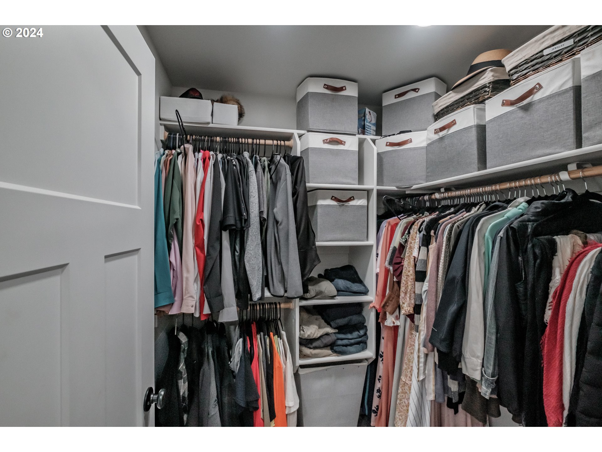 Gervais, Oregon 97026, United States, 4 Bedrooms Bedrooms, ,3 BathroomsBathrooms,Residential,Pending,24581