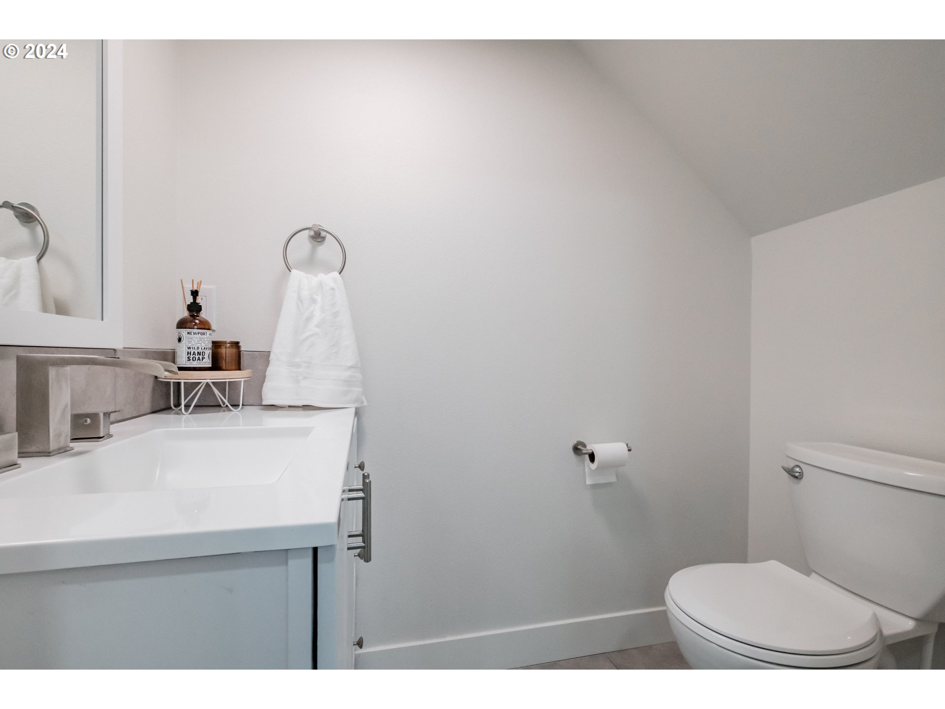 Gervais, Oregon 97026, United States, 4 Bedrooms Bedrooms, ,3 BathroomsBathrooms,Residential,Pending,24581