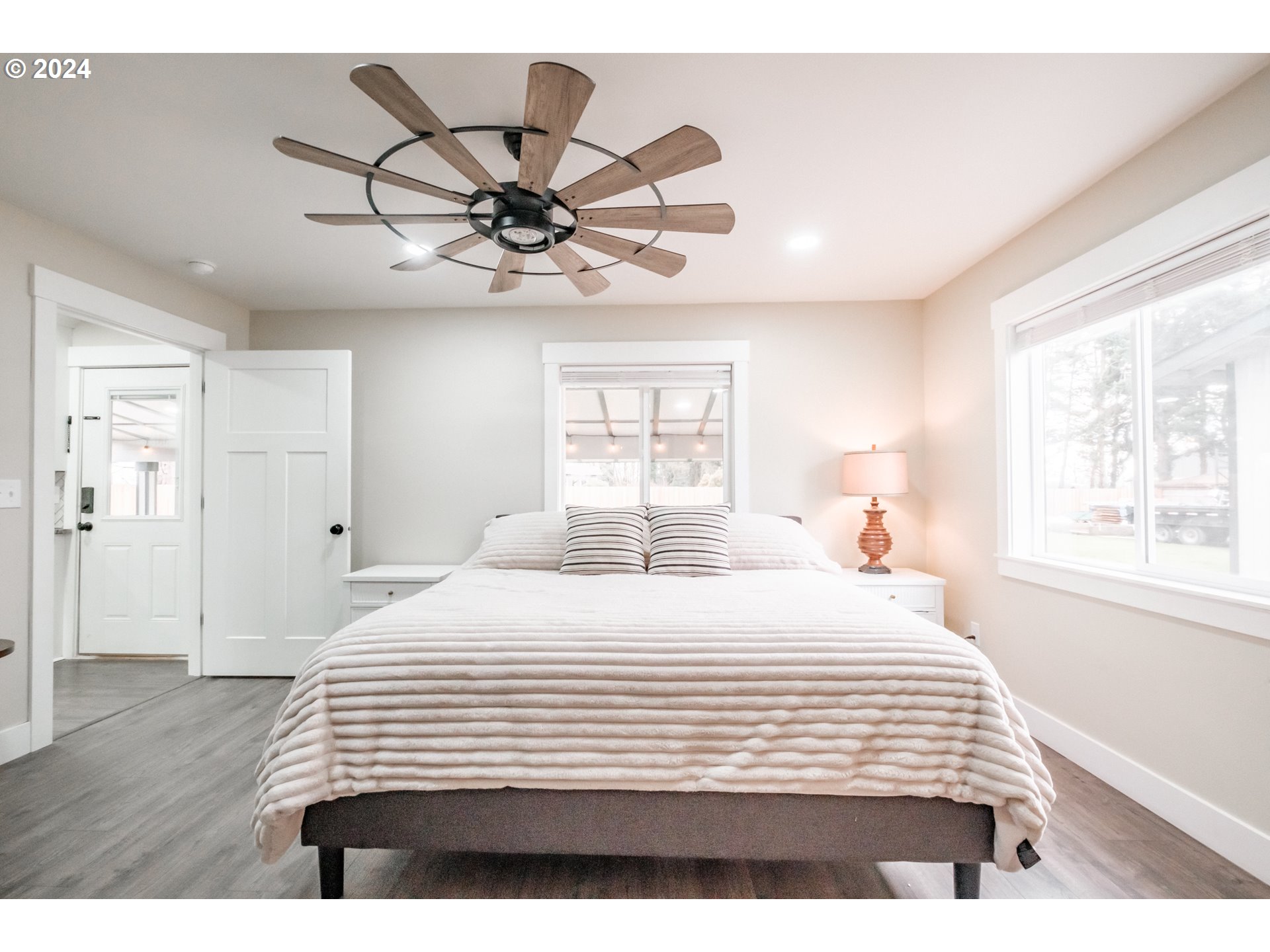 Gervais, Oregon 97026, United States, 4 Bedrooms Bedrooms, ,3 BathroomsBathrooms,Residential,Pending,24581