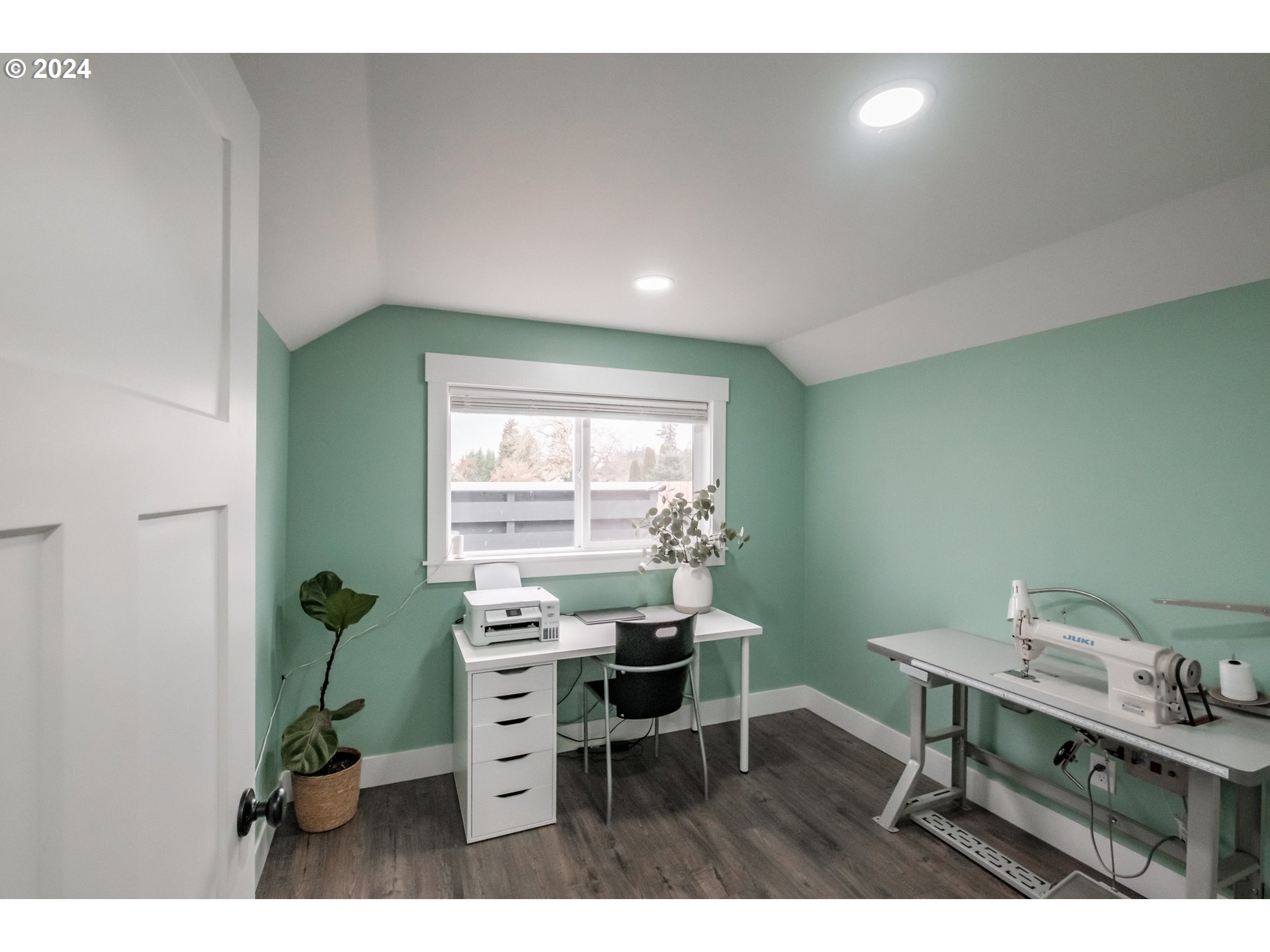 Gervais, Oregon 97026, United States, 4 Bedrooms Bedrooms, ,3 BathroomsBathrooms,Residential,Pending,24581