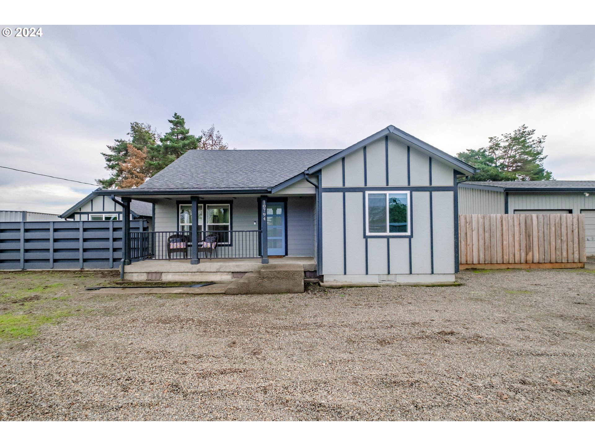 Gervais, Oregon 97026, United States, 4 Bedrooms Bedrooms, ,3 BathroomsBathrooms,Residential,Pending,24581