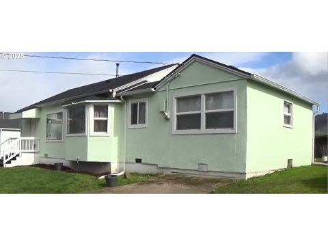 A home in Roseburg