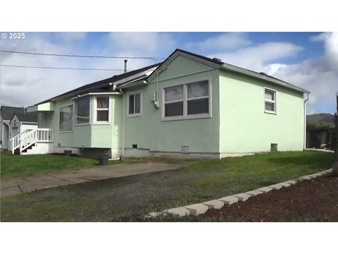 A home in Roseburg