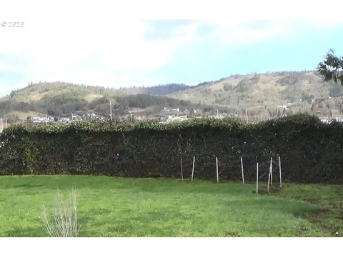 A home in Roseburg