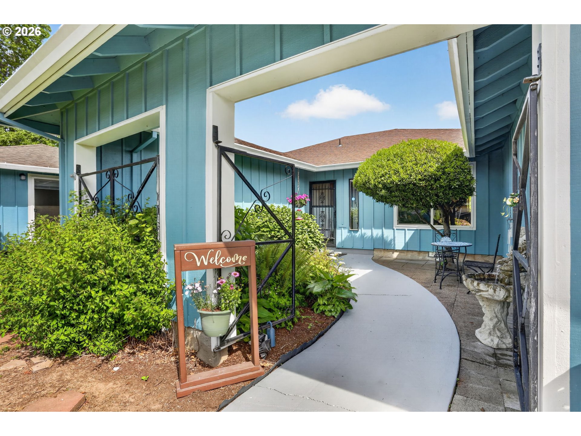 645 Smith DR
