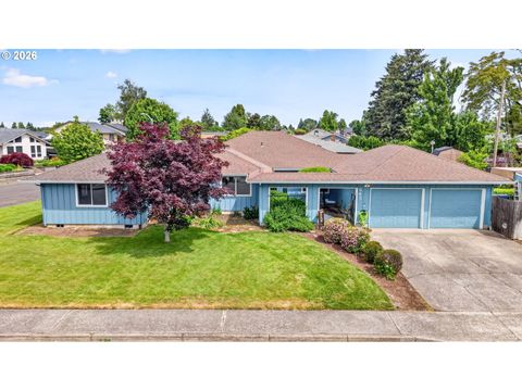 645 Smith DR Woodburn OR 97071