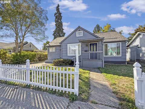 575 25TH ST Salem OR 97301