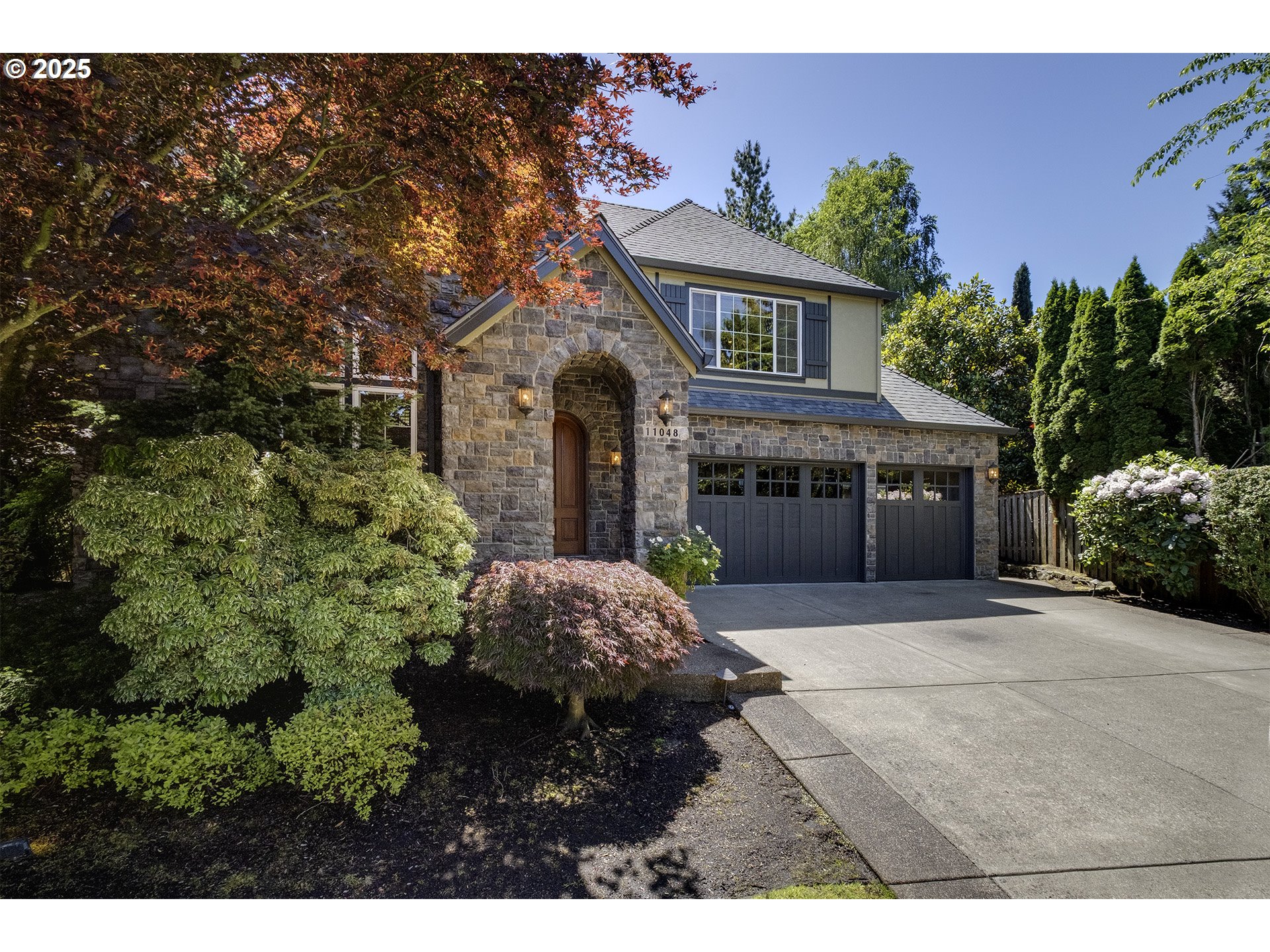11048 SW MADRONE CT