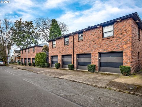 929 SE 16TH AVE 3 Portland OR 97214