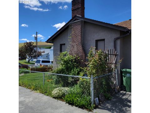 A home in Heppner