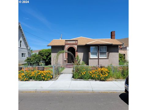 A home in Heppner