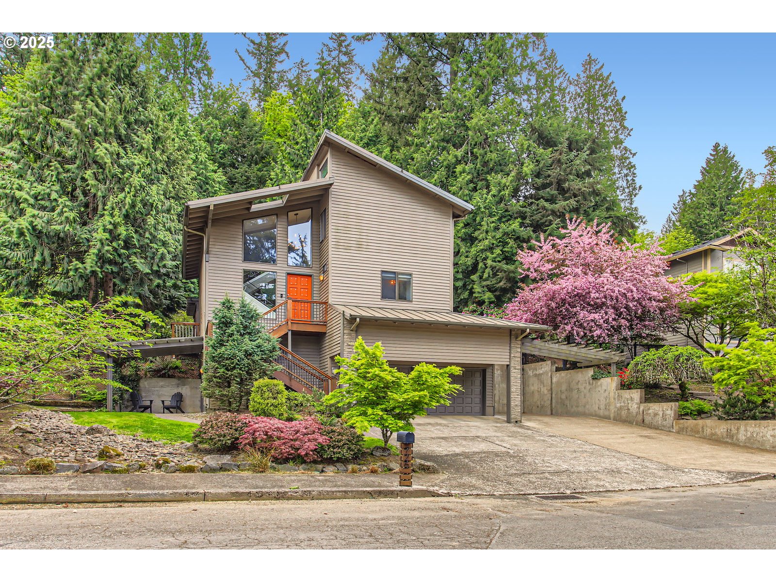 726 SE 27TH ST