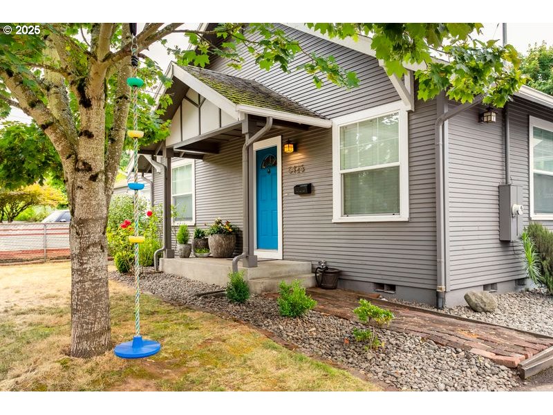 5425 NE 40TH AVE