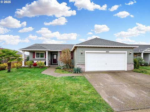 2922 OXFORD ST Woodburn OR 97071