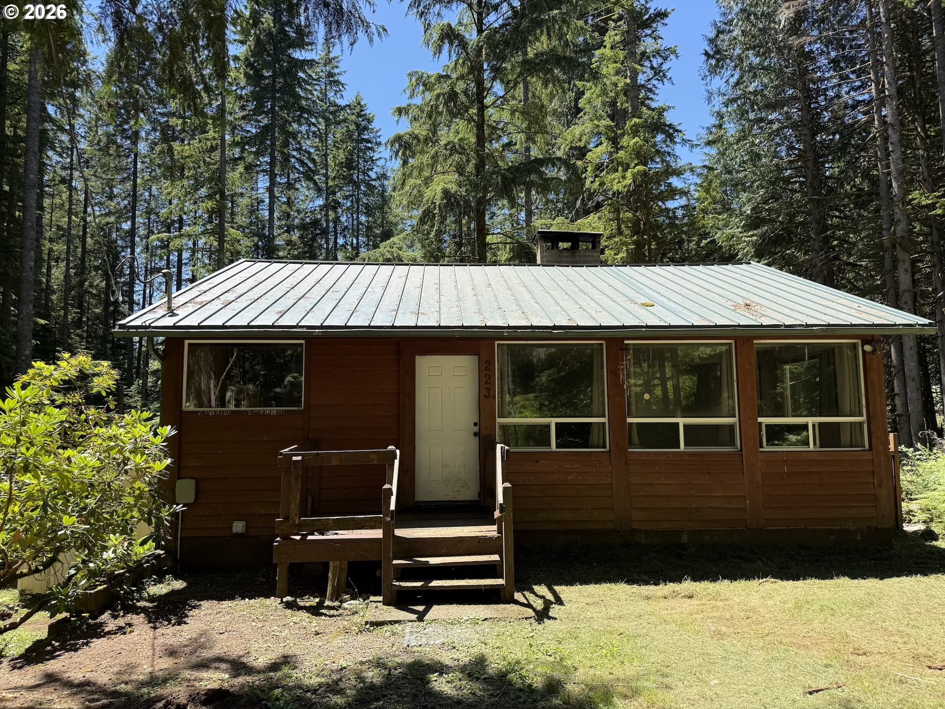 223 SE RED ELDER DR