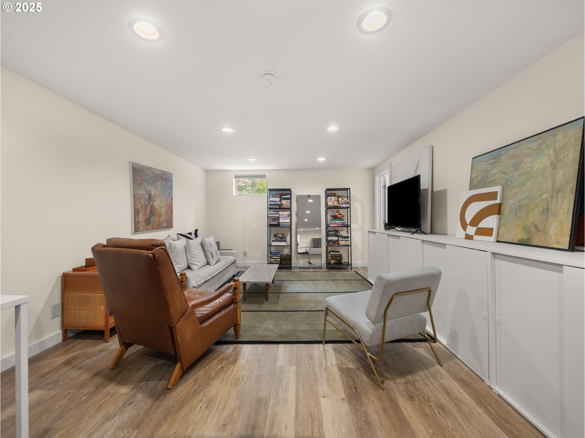 Portland, Oregon 97217, United States, 5 Bedrooms Bedrooms, ,3 BathroomsBathrooms,Residential,Active,192224