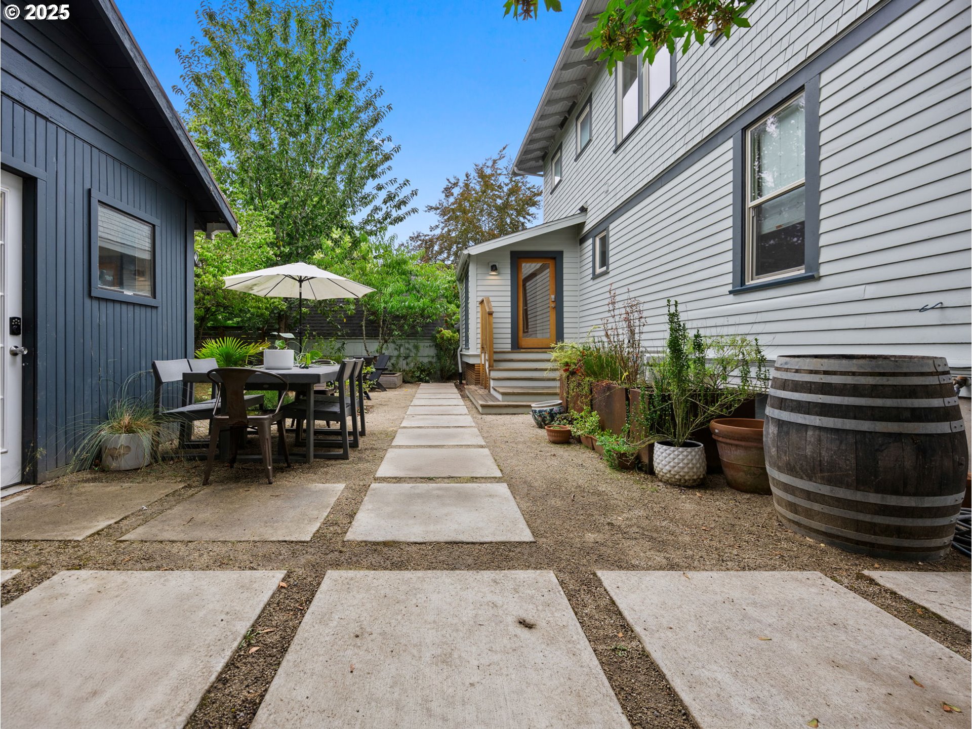 Portland, Oregon 97217, United States, 5 Bedrooms Bedrooms, ,3 BathroomsBathrooms,Residential,Active,192224