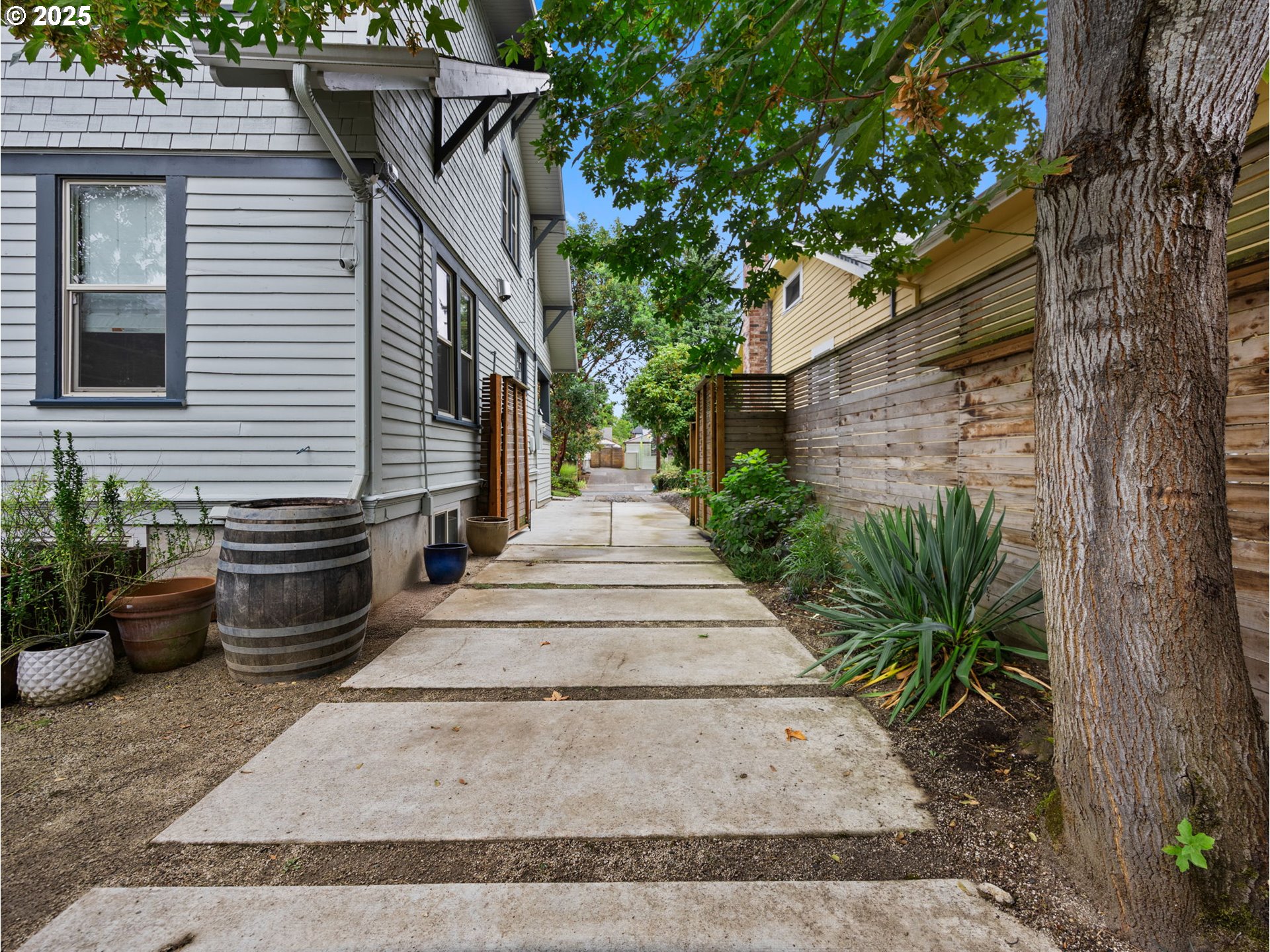 Portland, Oregon 97217, United States, 5 Bedrooms Bedrooms, ,3 BathroomsBathrooms,Residential,Active,192224