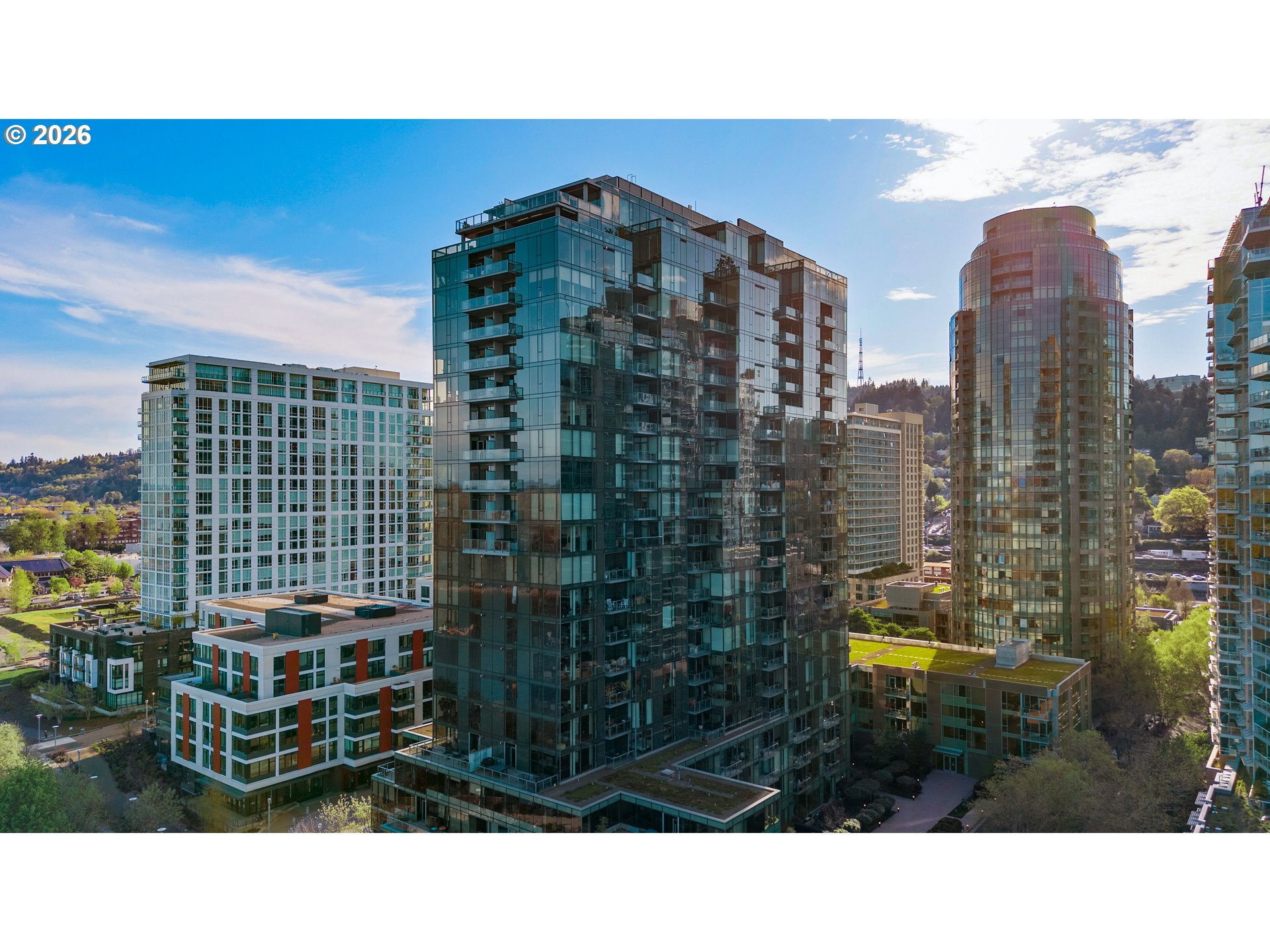 841 S GAINES ST 1600