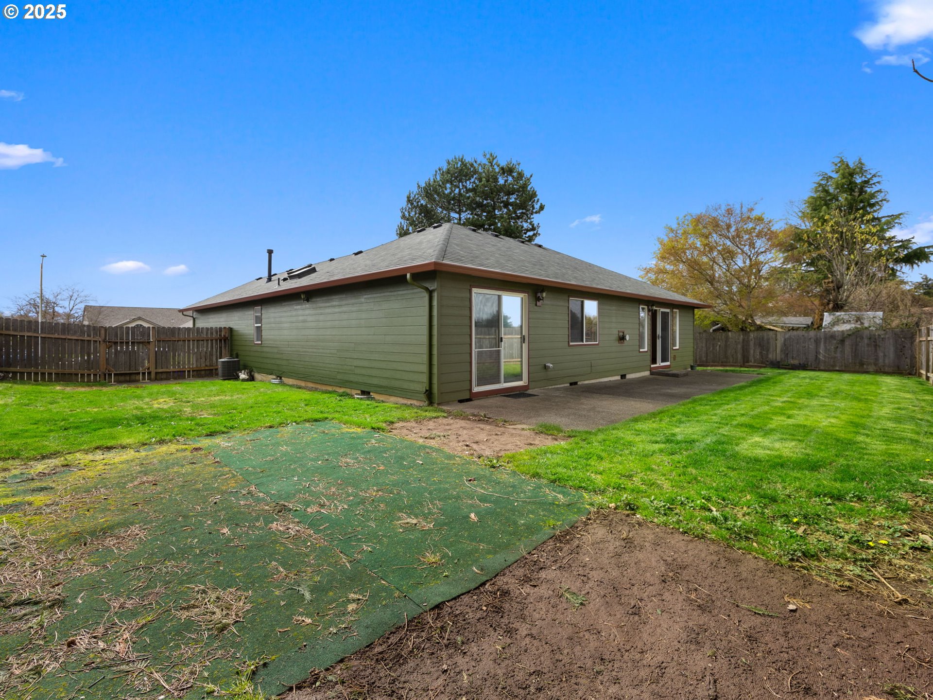 Oregon City, Oregon 97045, United States, 3 Bedrooms Bedrooms, ,2 BathroomsBathrooms,Residential,Active,101294