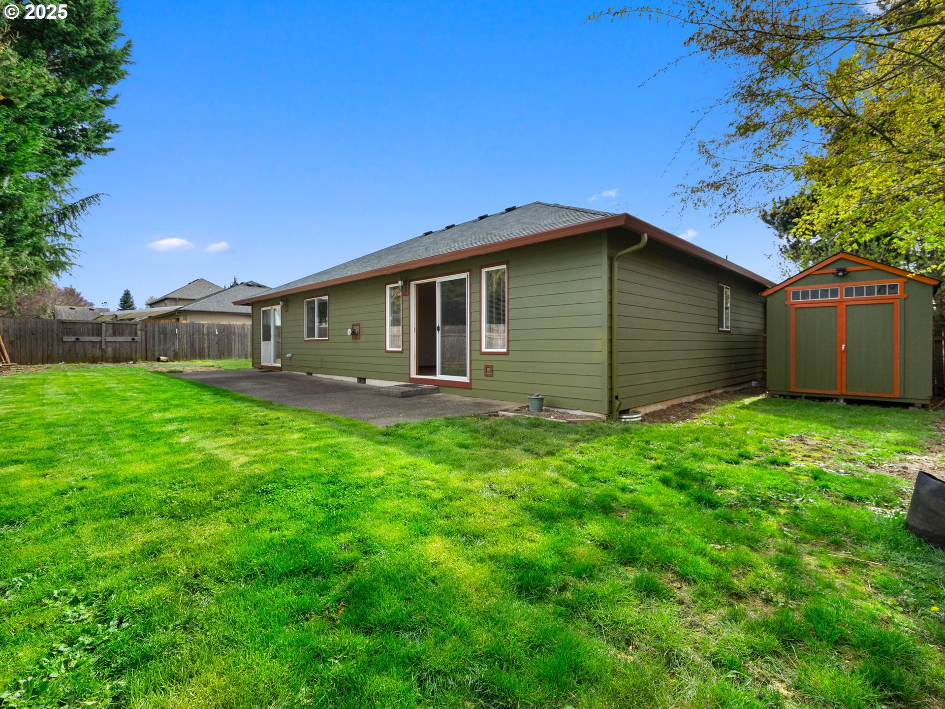 Oregon City, Oregon 97045, United States, 3 Bedrooms Bedrooms, ,2 BathroomsBathrooms,Residential,Active,101294