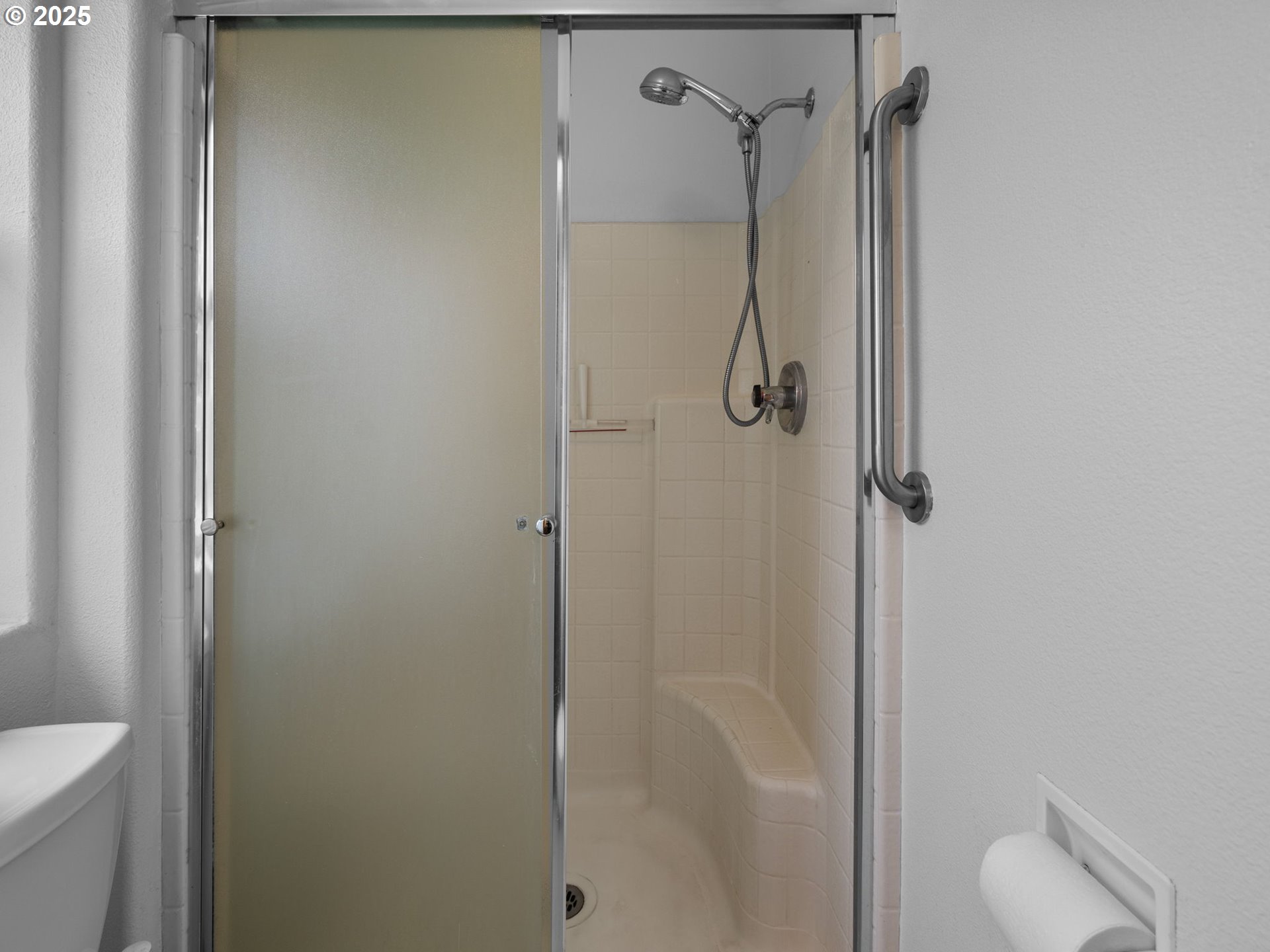 Oregon City, Oregon 97045, United States, 3 Bedrooms Bedrooms, ,2 BathroomsBathrooms,Residential,Active,101294