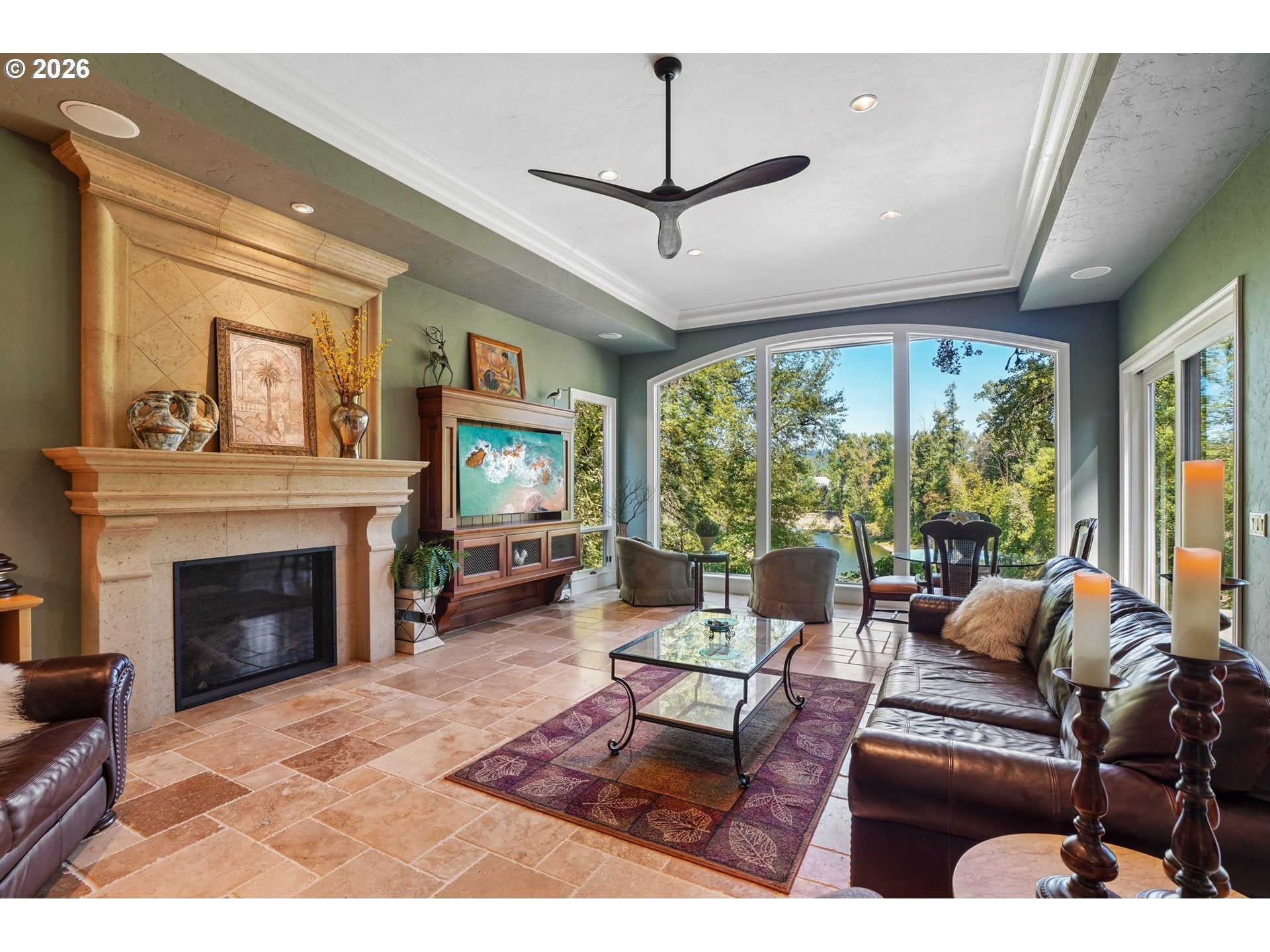 15555 S CLACKAMAS RIVER DR