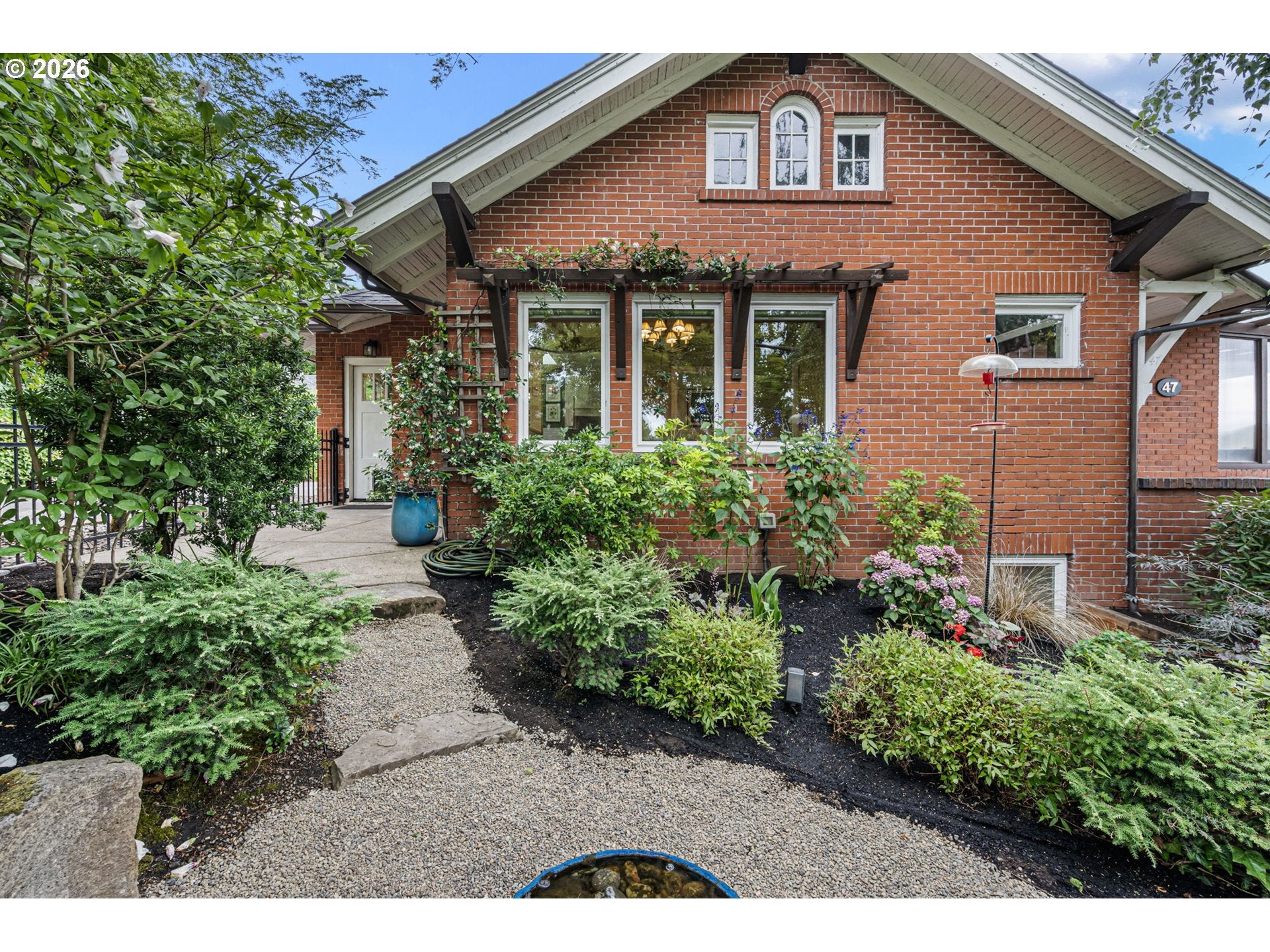 47 W 23RD AVE
