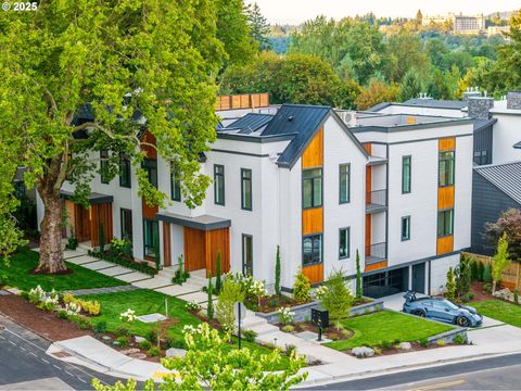 707 1st ST Lake Oswego OR 97034